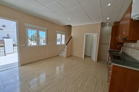 Rækkehus i La Marina, Alicante, La Marina - € 129.000 | Ref: NP: 877 - foto 5